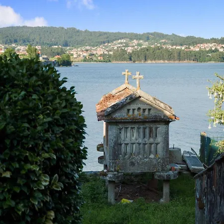 Simplistic Holiday Home In Combarro With Seaviews *